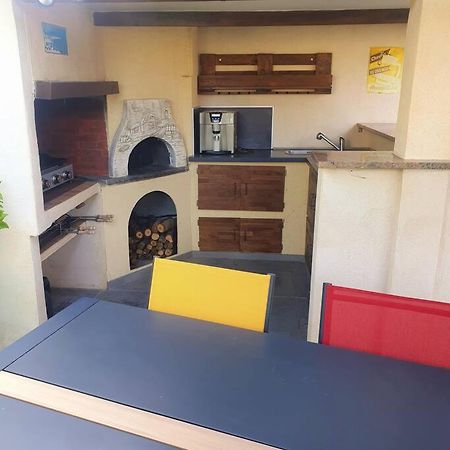 Joli Haut De Villa 3 Chambres Climatise Avec Jacuzzi Marignane Zewnętrze zdjęcie