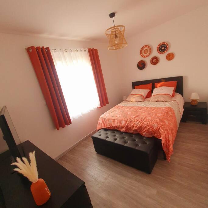 Joli Haut De Villa 3 Chambres Climatise Avec Jacuzzi Marignane Zewnętrze zdjęcie